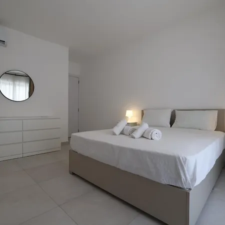 Swieqi Malaika New 5 *