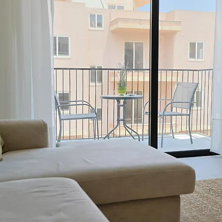 Swieqi Malaika New 5 *