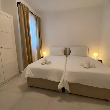 Swieqi Malaika New 5 *
