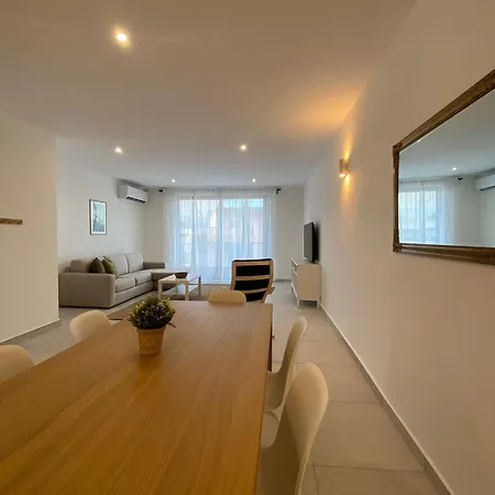 Swieqi Malaika New 5 *